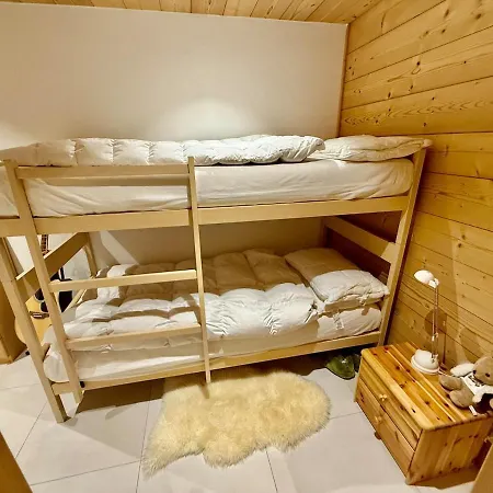 72 05 Charming Duplex 4 Pax * غريون