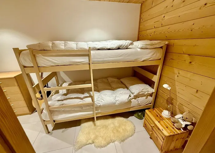 72 05 Charming Duplex 4 Pax * غريون