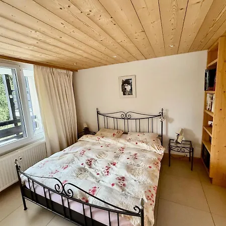 72 05 Charming Duplex 4 Pax Gryon